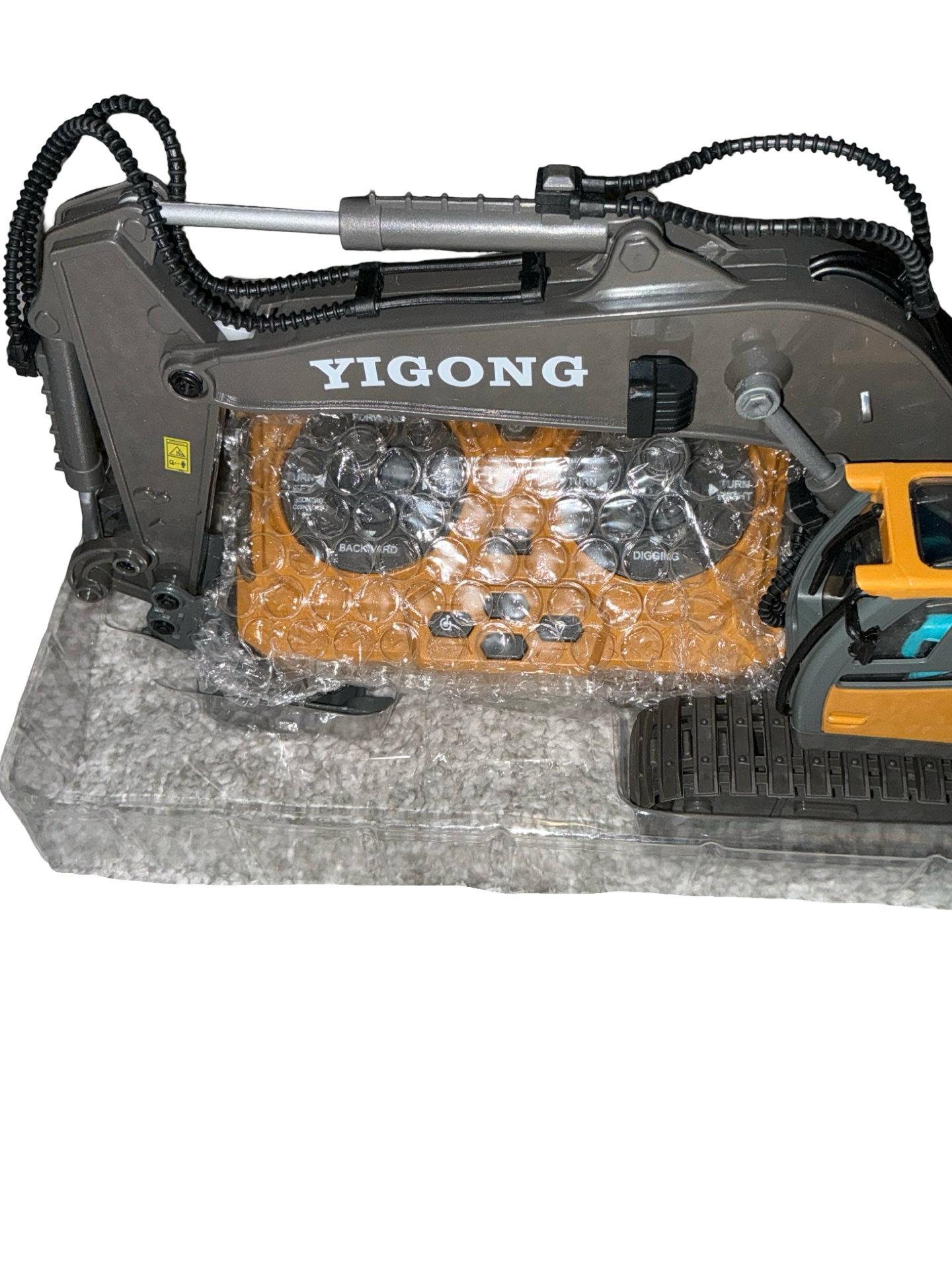 YI GONG RC Excavator Toy – 11 Channel Remote Control (Open Box)