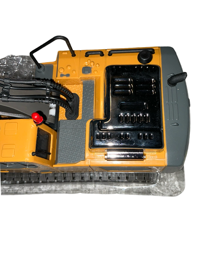 YI GONG RC Excavator Toy – 11 Channel Remote Control (Open Box)