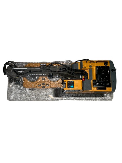 YI GONG RC Excavator Toy – 11 Channel Remote Control (Open Box)